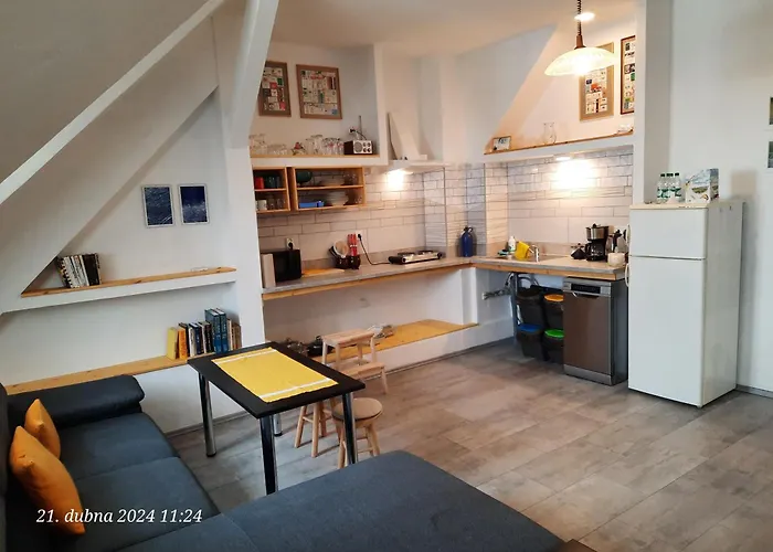 Skromny V Centru Chebu, 3. Floor Cheb